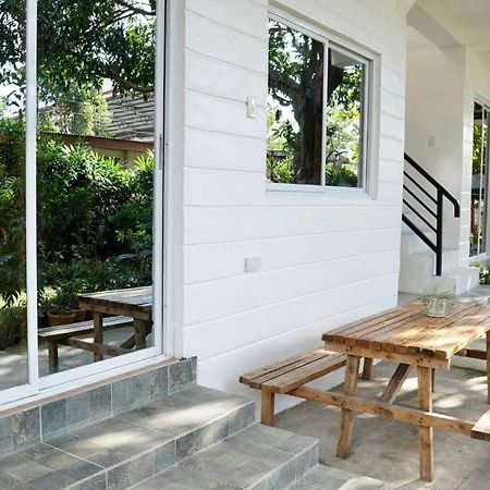Bed and Breakfast Location One Eighty Bangcusay Esterno foto