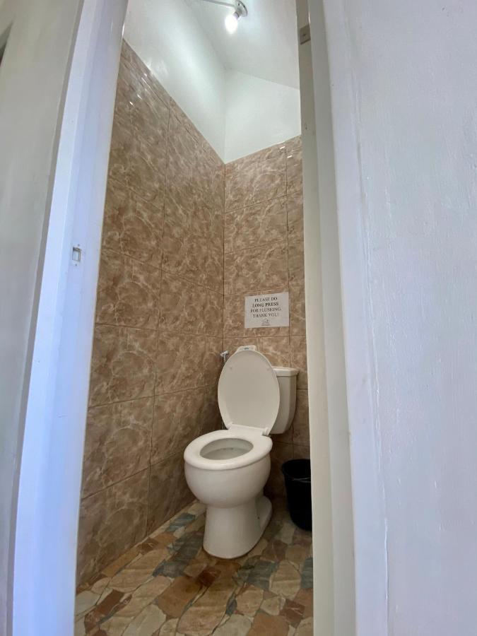 Bed and Breakfast Location One Eighty Bangcusay Esterno foto